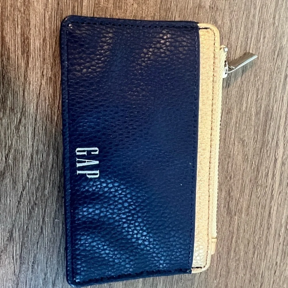 GAP Navy and Tan Leather Card Holder